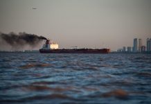 Accord mondial pour réduire les émissions carbone du transport maritime