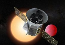 La Nasa lance son télescope en quête d’exoplanètes
