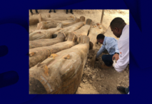 Une vingtaine de sarcophages datant de l’Égypte antique découverts à Louxor