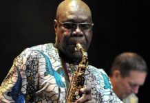 Décès du saxophoniste camerounais Manu Dibango