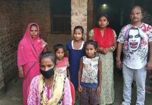 Inde: une adolescente de 15 ans parcourt 1200 km à vélo en portant son père blessé