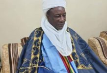 En exil, Alpha Condé clame haut et fort qu’il reste le président élu de la Guinée