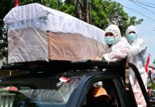 Le bilan de la pandémie dans le monde : plus de 851 000 morts