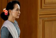 Birmanie: Suu Kyi inculpée, les appels à la désobéissance civile se multiplient