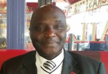 Guinée: arrestation d’un journaliste accusé d' »offense au chef de l’Etat »