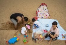 La Chine assouplit sa politique de natalité et autorise les familles à avoir jusqu’à trois enfants