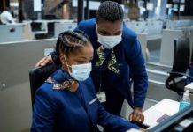 L’Afrique du Sud juge « tristes » les restrictions de voyage sur le continent