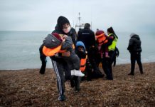 Au moins 27 morts dans un naufrage de migrants en France