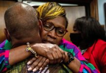 Etats-Unis: Prison à vie pour les trois meurtriers du jeune noir Ahmaud Arbery en Georgie