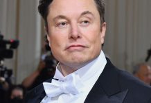 Etats-Unis: Elon Musk prend le contrôle de Twitter et congédie plusieurs cadres