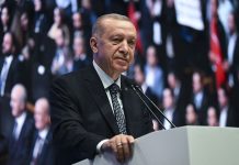 Turquie: Erdogan réélu président pour un troisième mandat à la tête du pays