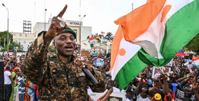 NIGER-COUP-DEMO
