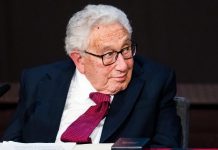 Etats-Unis: Henry Kissinger, secrétaire d’État sous les présidents Nixon et Ford, est décédé à 100 ans